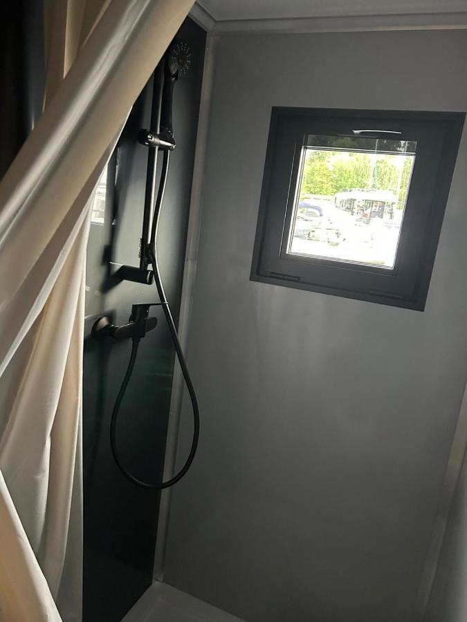 Hotel Dom Na Wodzie Węgorzewo Zewnętrze zdjęcie